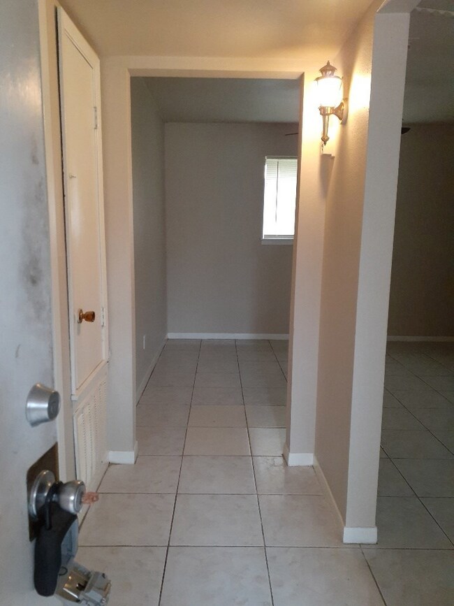 7519 Mosewood St, Houston, TX 77040 - photo 4