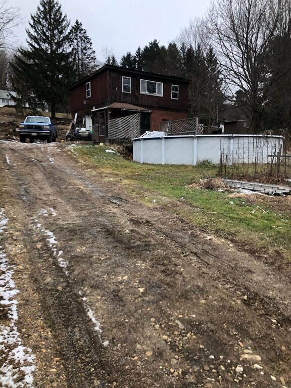 81 High St, Hardwick, MA 01031 - photo 5