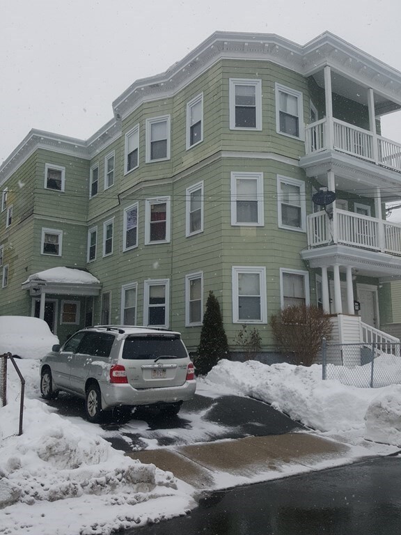 113 Stearns Ave unit 115, Lawrence, MA 01841 - photo 2