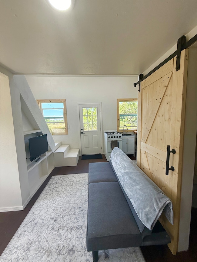 94 Pele St, Naalehu, HI 96772 - photo 2