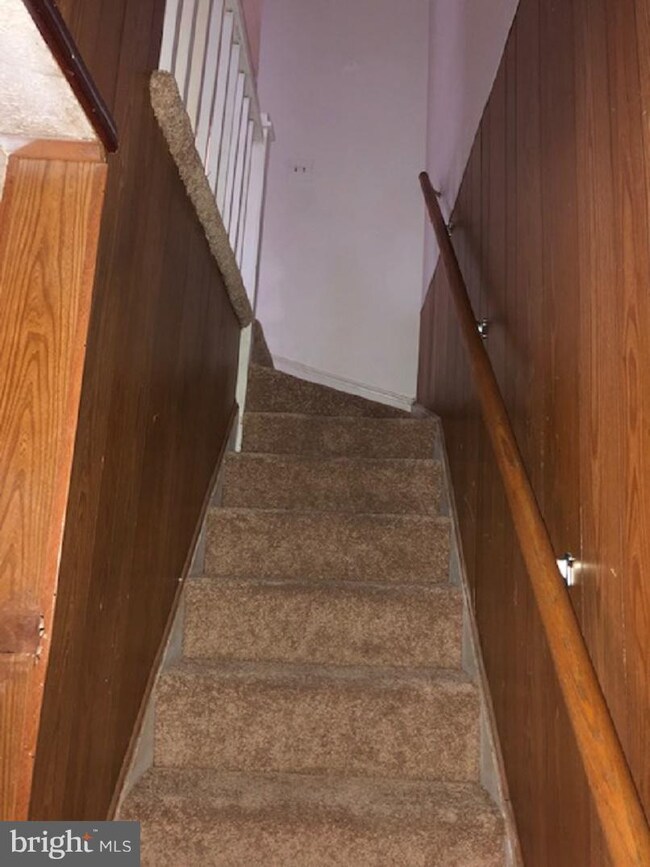 2701 Ellicott Dr, Baltimore, MD 21216 - photo 7