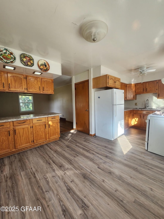 A8C6D1AA-B4B9-4E30-9939-EC6211AEA24E