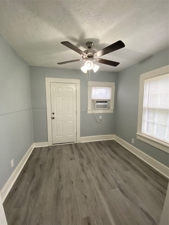 20743 Kensington Oaks Rd unit 2, Splendora, TX 77372 - photo 6