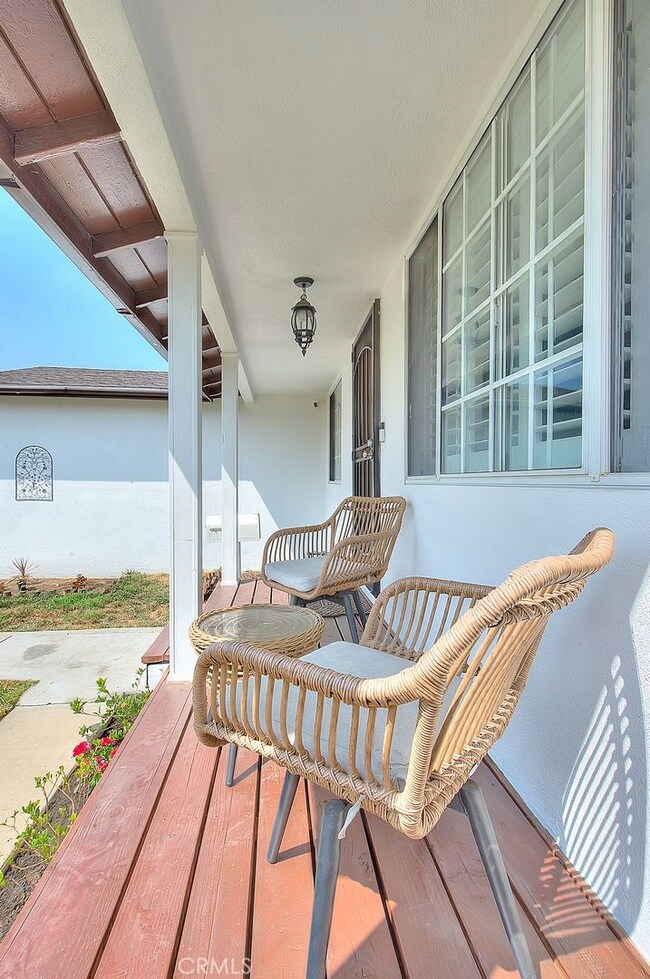 2109 W 159th St, Compton, CA 90220 - photo 5