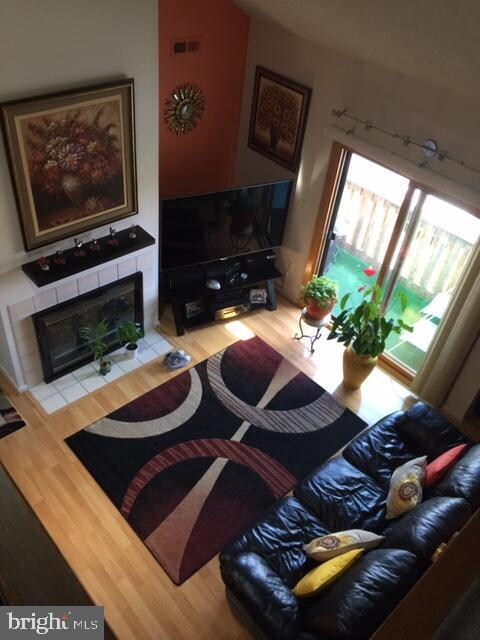 214 Ravens Crest Dr, Plainsboro, NJ 08536 - photo 2