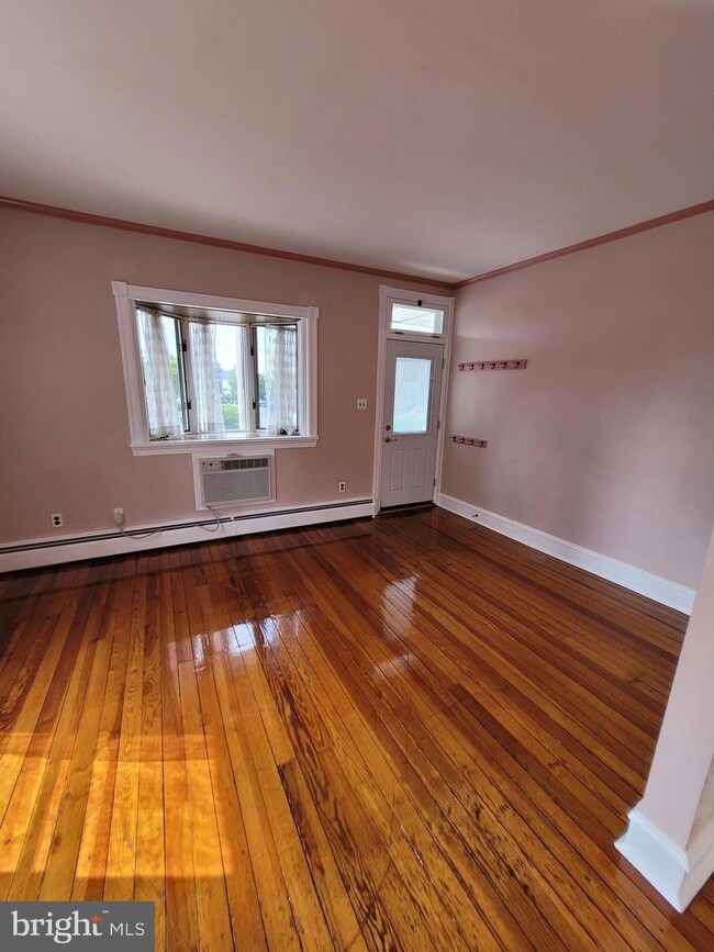 53 Green St, Lansdale, PA 19446 - photo 6