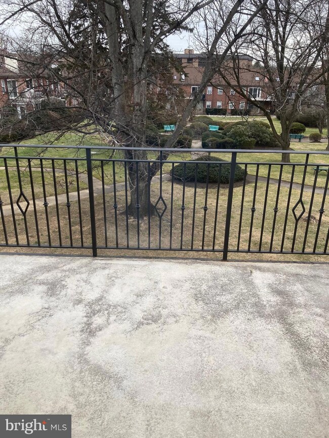 922 Montgomery Ave unit D4, Bryn Mawr, PA 19010 - photo 4