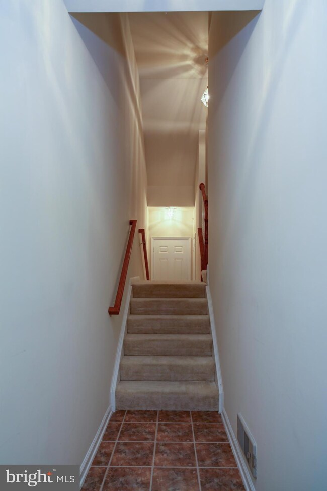 22707 Settlers Trail Terrace, Ashburn, VA 20148 - photo 3