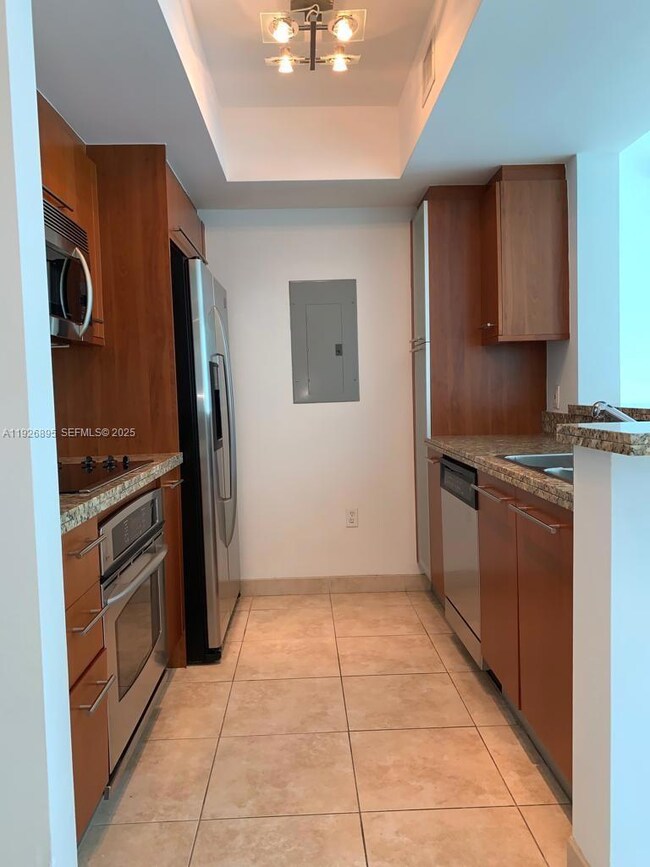 The Cosmopolitan unit 1405, Miami Beach, FL 33139 - photo 4