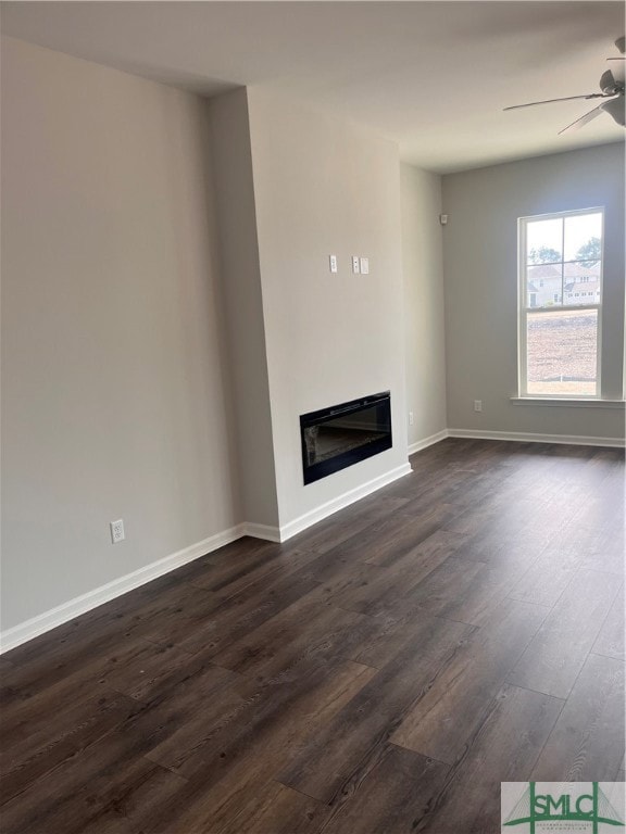 Linear Electric fireplace