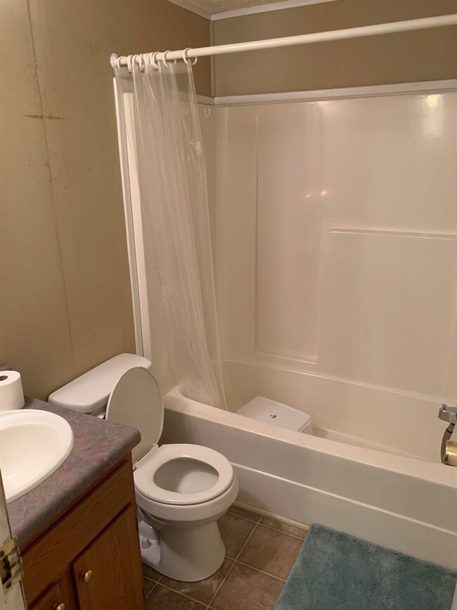 107 Cambridge Dr, Warner Robins, GA 31093 - photo 6