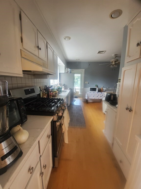 10 Pondview Rd unit 2, Arlington, MA 02474 - photo 5