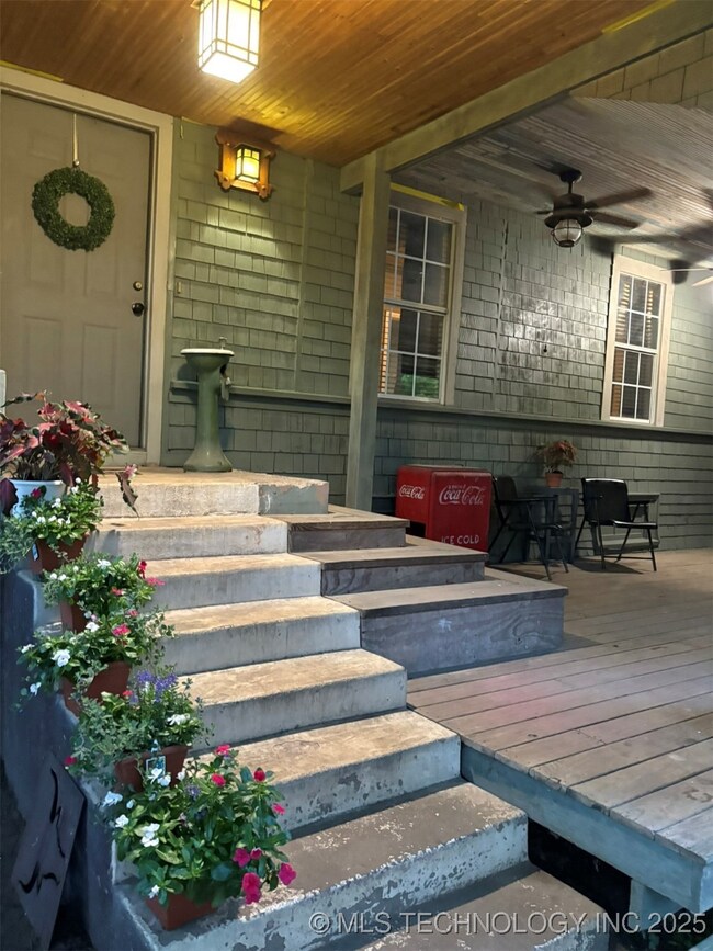 236 W 6th Ave, Bristow, OK 74010 - photo 7