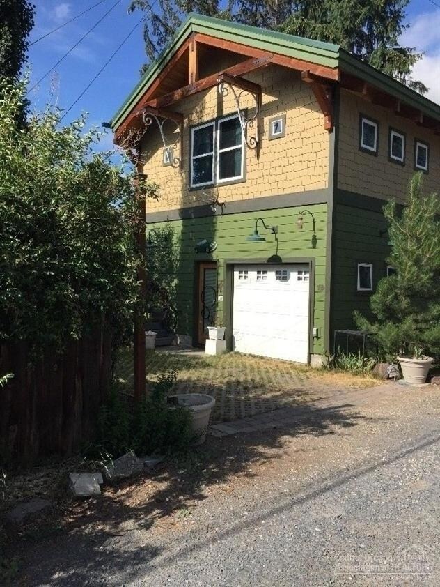 626 NW Newport Ave, Bend, OR 97701 - photo 2