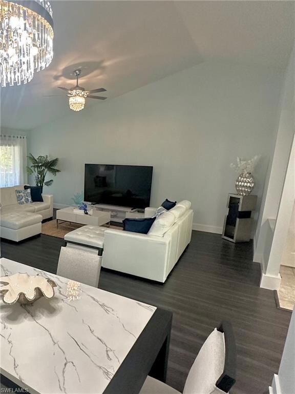 9828 Luna Cir unit 203, Naples, FL 34109 - photo 5