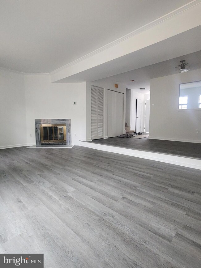 1002 Barnesbury Ct, Capitol Heights, MD 20743 - photo 3