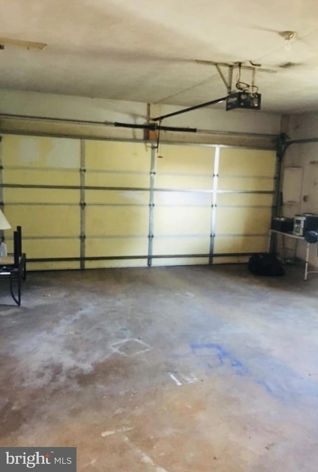 2875 Cambridge Rd, York, PA 17402 - photo 4