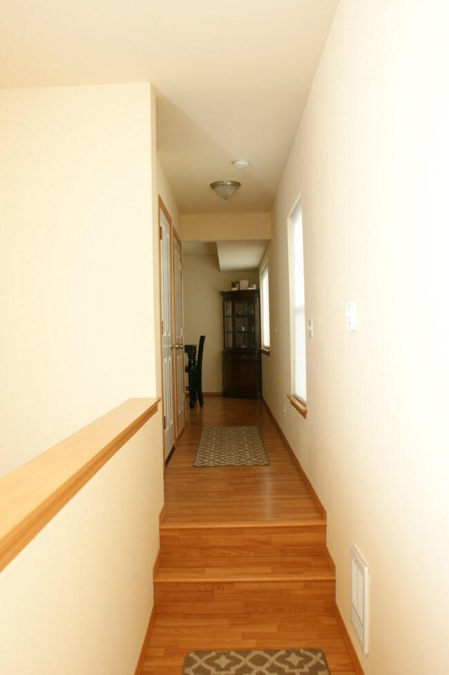 8814 3rd Ave SE unit 2, Everett, WA 98208 - photo 5