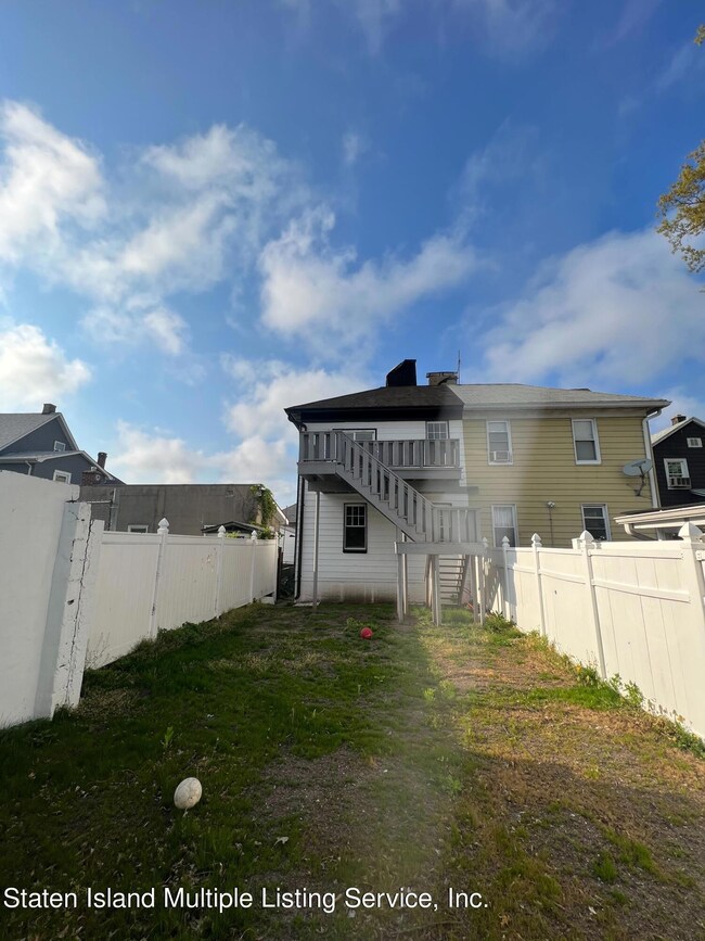 58 Sececa St unit 1, Staten Island, NY 10310 - photo 4