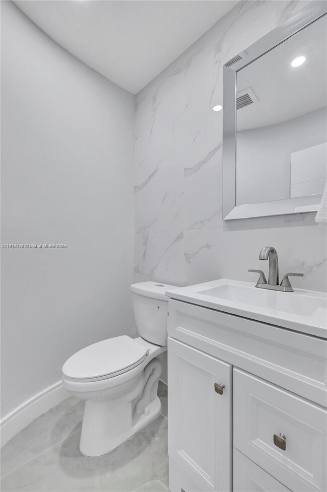 2271 NE 68th St unit 2026, Fort Lauderdale, FL 33308 - photo 7