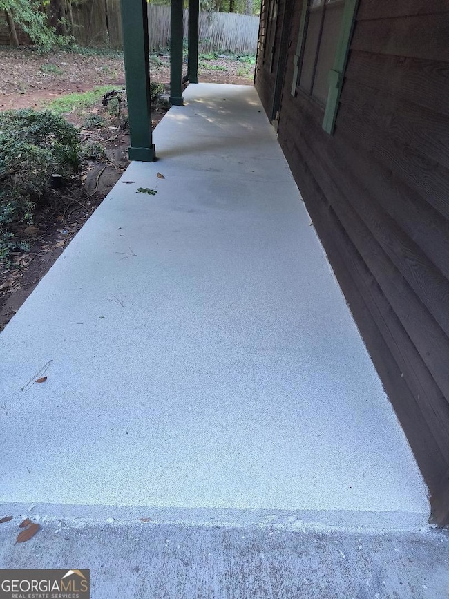 2717 Stanton Woods Dr SE, Conyers, GA 30094 - photo 2