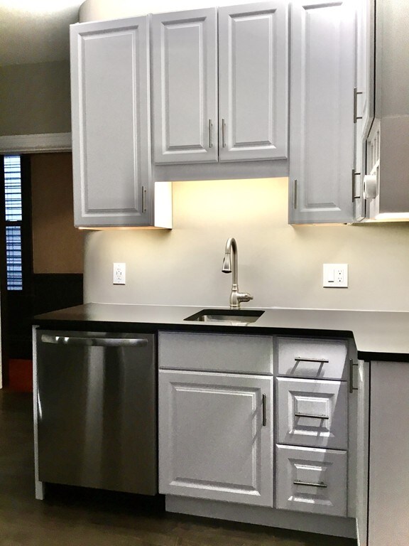 821 E 5th St unit 2, Boston, MA 02127 - photo 3