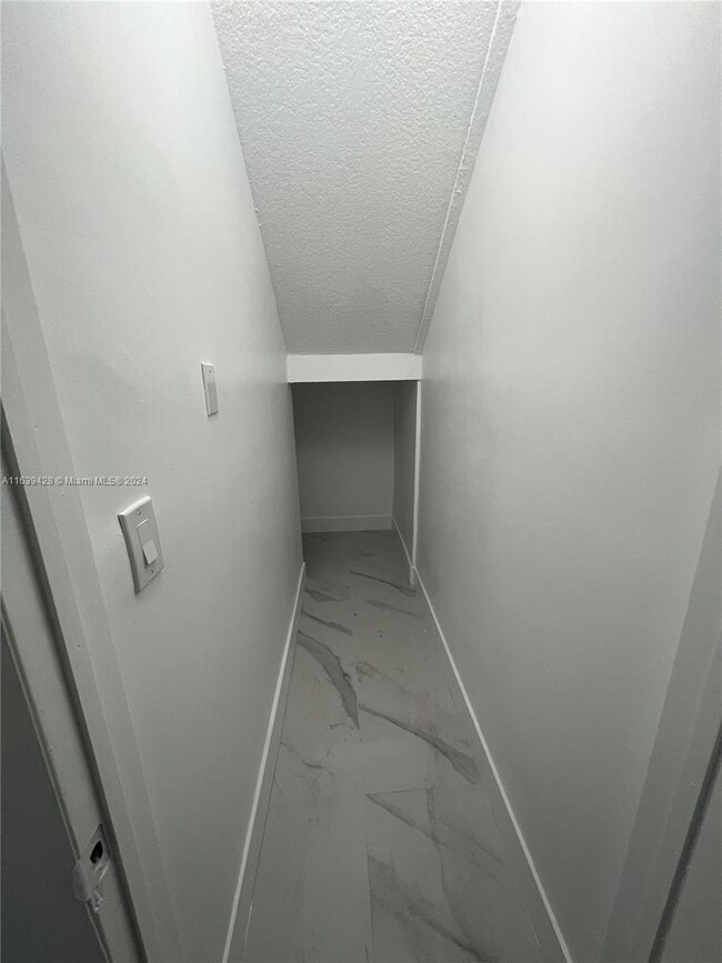 11225 NW 42nd Terrace, Doral, FL 33178 - photo 7