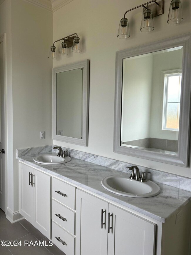CFH121 Master Bath