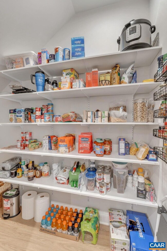 543 Crimson St, Crozet, VA 22932 - photo 7