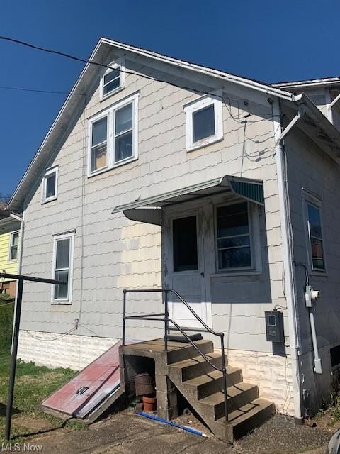 Back entrance off of driveway