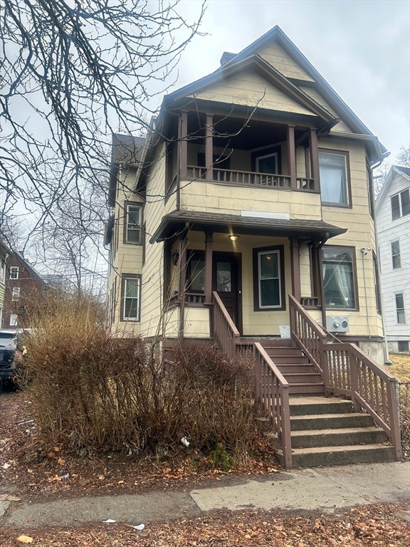 51 Acushnet Ave, Springfield, MA 01105 - photo 2