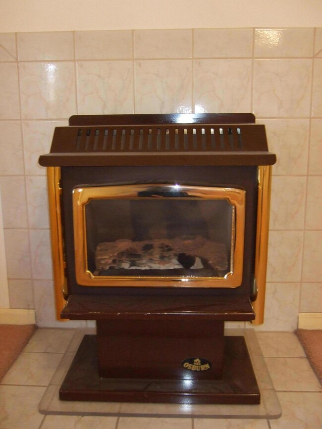 2170 Darsha Ln, Redding, CA 96003 - photo 5