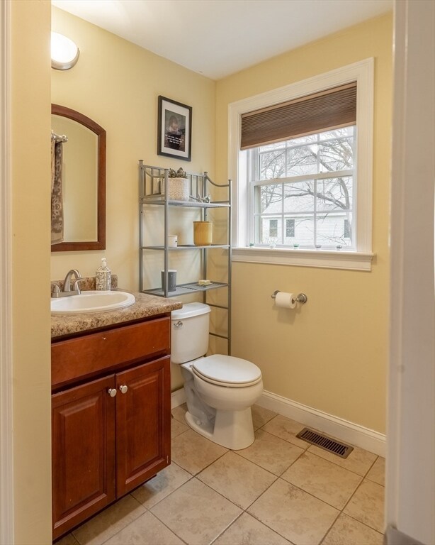 7 Liberty St unit B, Merrimac, MA 01860 - photo 6