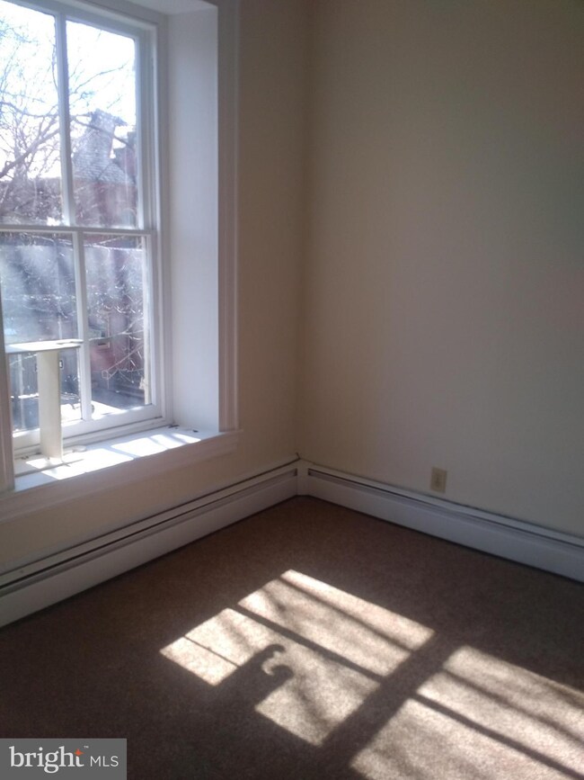 61 E Oakland Ave unit 2, Doylestown, PA 18901 - photo 7