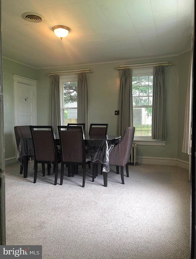 3415 Raymond St, Reading, PA 19605 - photo 7