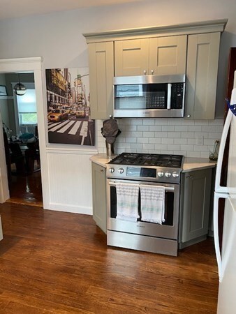 9 Sumner Park unit 3, Dorchester, MA 02125 - photo 2
