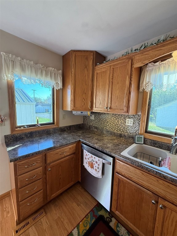 812 E 9th St, Vinton, IA 52349 - photo 7