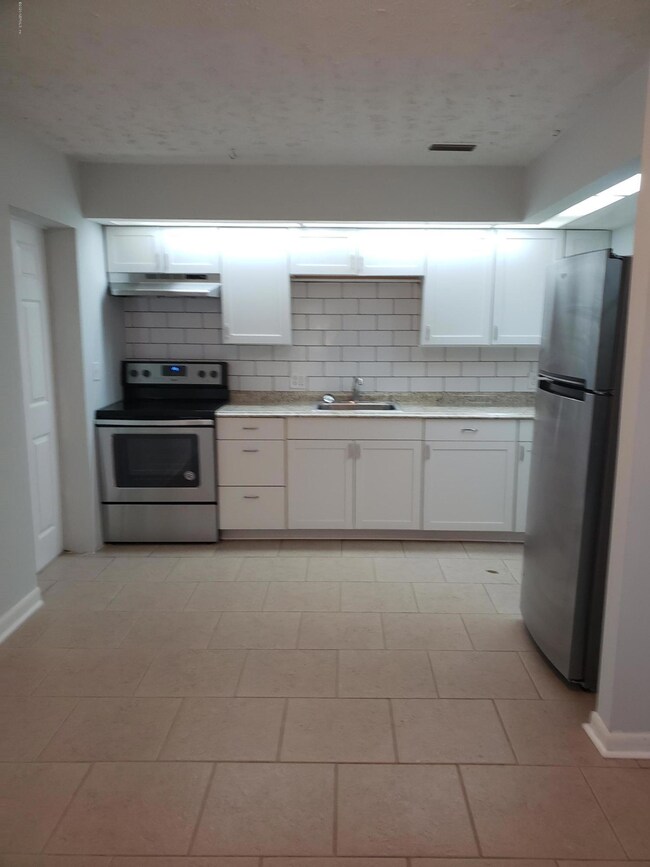 6728 Flopsy Ln, Jacksonville, FL 32210 - photo 3