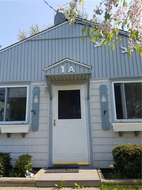 1 Bristol Rd unit A, Middletown, RI 02842 - photo 2