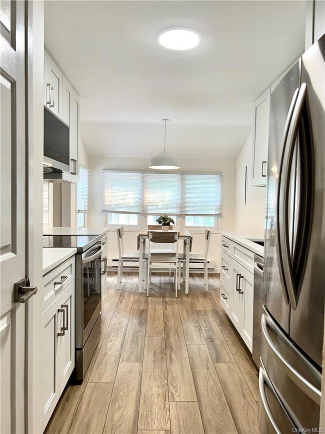 1604 Holly Stream Ct unit 6A3, Brewster, NY 10509 - photo 5