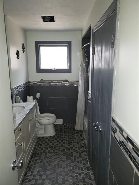 12 Apple Valley Pkwy, Greenville, RI 02828 - photo 5