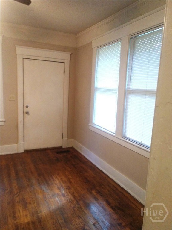 908 E 34th St, Savannah, GA 31401 - photo 3