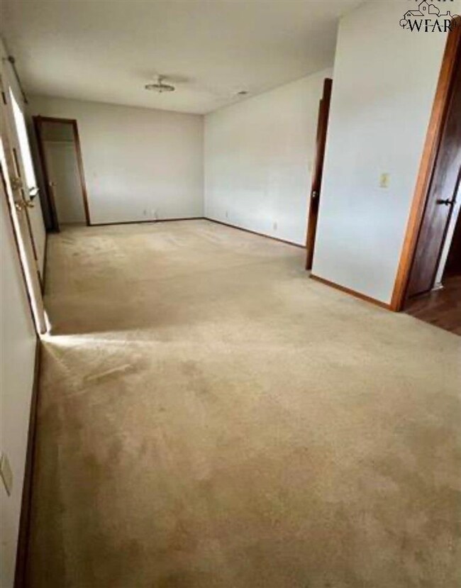 1429 Christine Rd, Wichita Falls, TX 76302 - photo 2