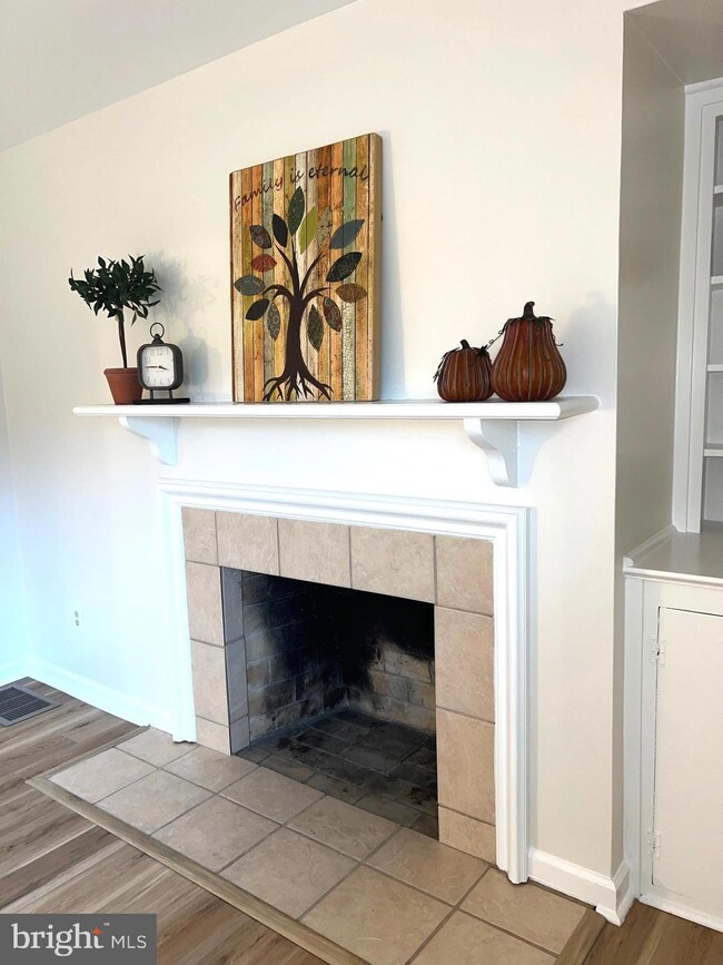 7 E Rhodes Ave, West Chester, PA 19382 - photo 6