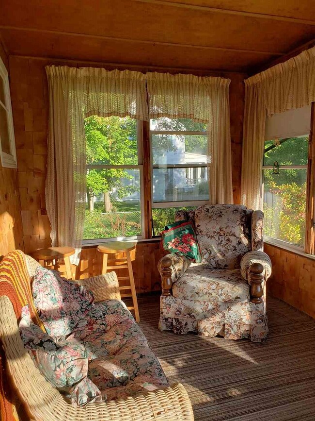 96 Summer St, Hartford, VT 05001 - photo 6