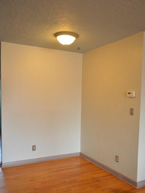 Dining nook between living room and kitchen