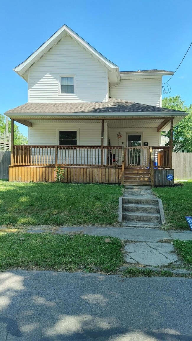 360 Chestnut St, Marion, OH 43302 - photo 2