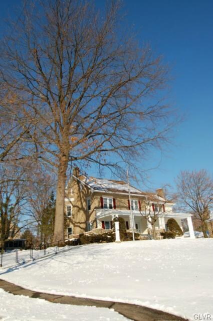 2921 W Turner St, Allentown, PA 18104 - photo 3