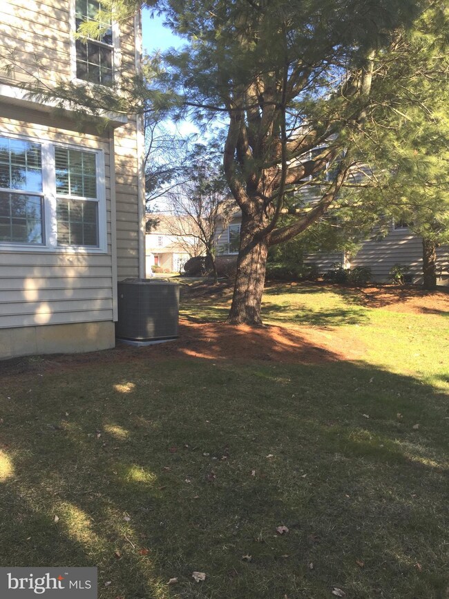 49 Hogan Way unit 51, Moorestown, NJ 08057 - photo 3