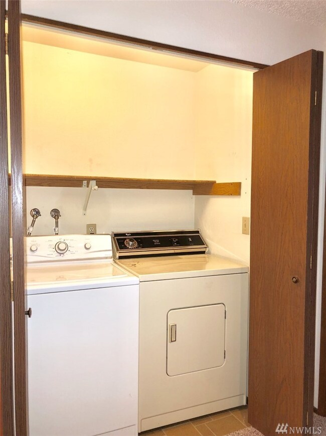 7606 37th St W unit B, University Place, WA 98466 - photo 6